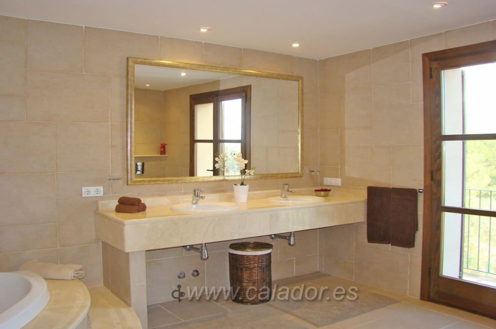 4 soveværelse Finca/Landehus til salg i L'Horta / S'Horta med swimmingpool - € 2.990.000 (Ref: 5098204)