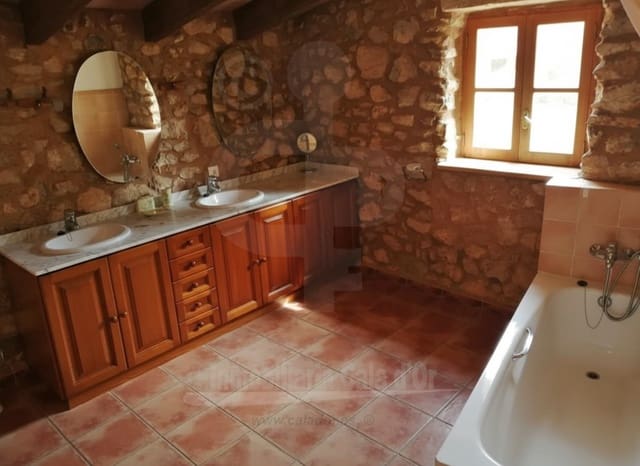 3 makuuhuone Maalaistalo myytävänä paikassa L'Horta / S'Horta, Felanitx mukana uima-altaan - 1 400 000 € (Ref: 6243332)