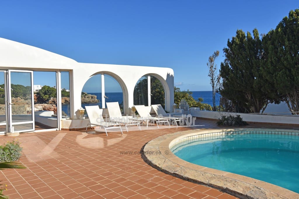 8 soverom Villa til salgs i Cala d'Or med svømmebasseng garasje - € 4 500 000 (Ref: 6673590)