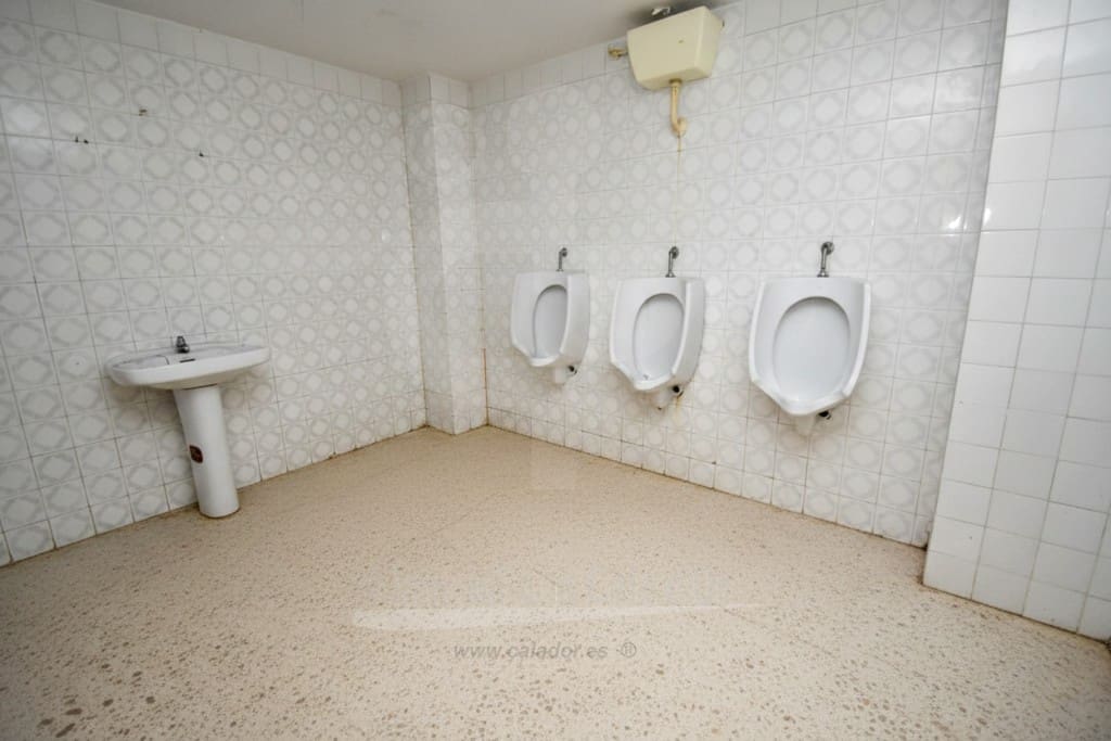 Commercial for sale in Porto Petro - € 510,000 (Ref: 6873973)