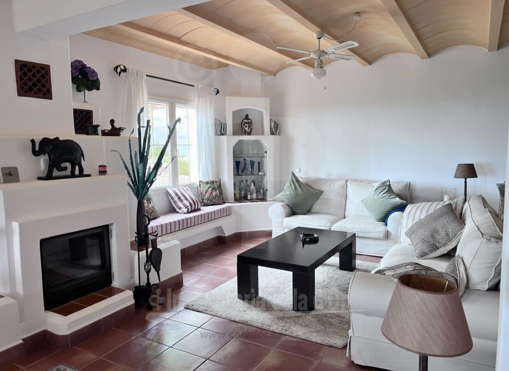 2 soveværelse Finca/Landehus til salg i Es Carritxo / El Carritxo med swimmingpool garage - € 950.000 (Ref: 7287432)