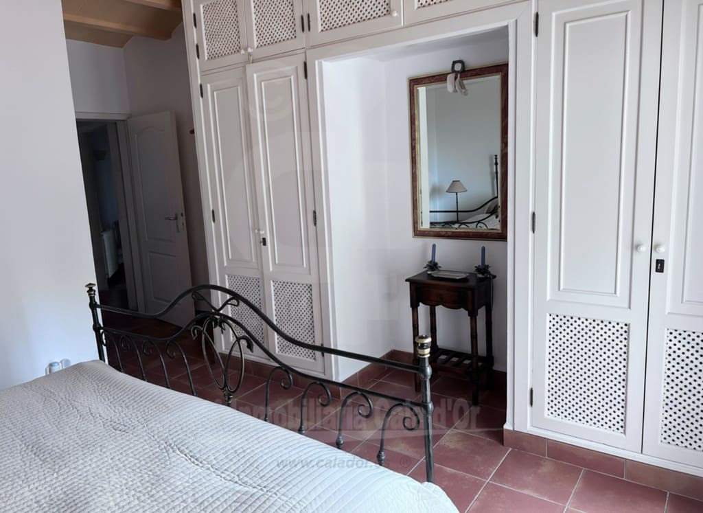 2 soveværelse Finca/Landehus til salg i Es Carritxo / El Carritxo med swimmingpool garage - € 950.000 (Ref: 7287432)