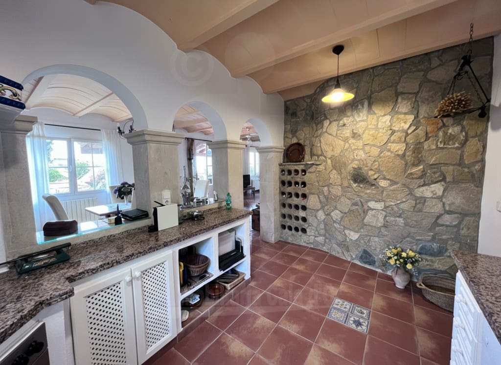 2 soveværelse Finca/Landehus til salg i Es Carritxo / El Carritxo med swimmingpool garage - € 950.000 (Ref: 7287432)