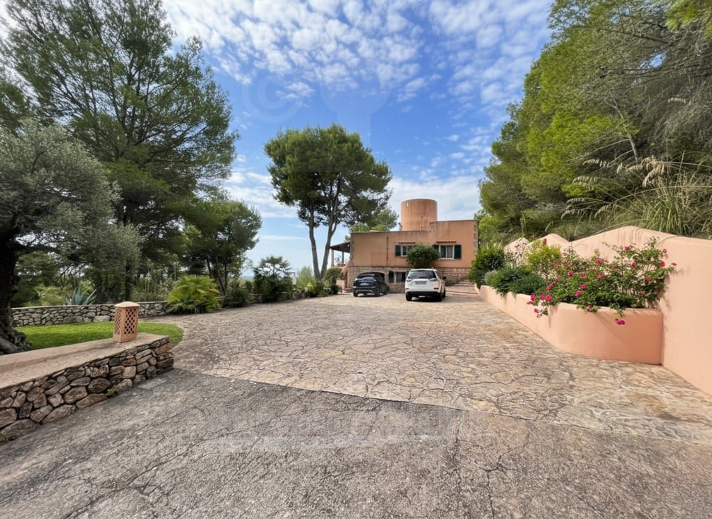 2 soveværelse Finca/Landehus til salg i Es Carritxo / El Carritxo med swimmingpool garage - € 950.000 (Ref: 7287432)