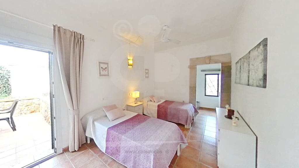 5 soveværelse Finca/Landehus til salg i Portocolom med swimmingpool - € 1.995.000 (Ref: 7323548)