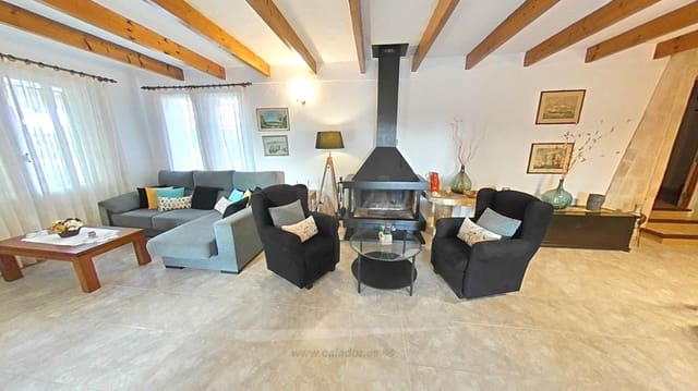 5 bedroom Finca/Country House for sale in Portocolom, Felanitx with pool - € 1,995,000 (Ref: 7323548)