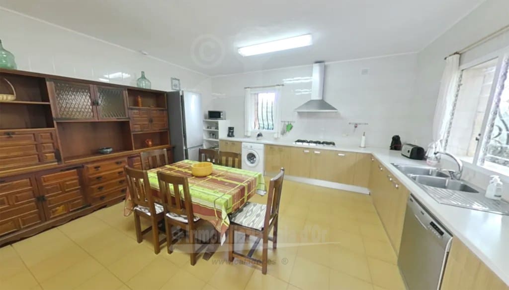 5 soveværelse Finca/Landehus til salg i Portocolom med swimmingpool - € 1.995.000 (Ref: 7323548)