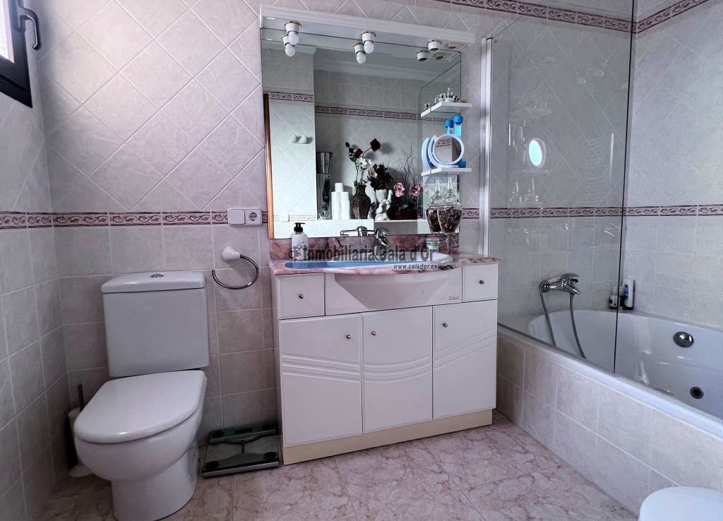 5 soveværelse Villa til salg i Portocolom med swimmingpool garage - € 1.300.000 (Ref: 7323549)