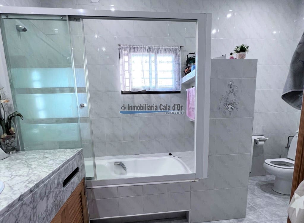 5 soveværelse Villa til salg i Portocolom med swimmingpool garage - € 1.300.000 (Ref: 7323549)