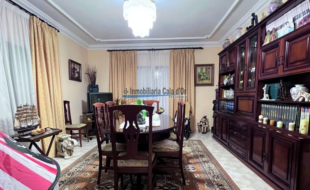 5 soveværelse Villa til salg i Portocolom med swimmingpool garage - € 1.300.000 (Ref: 7323549)