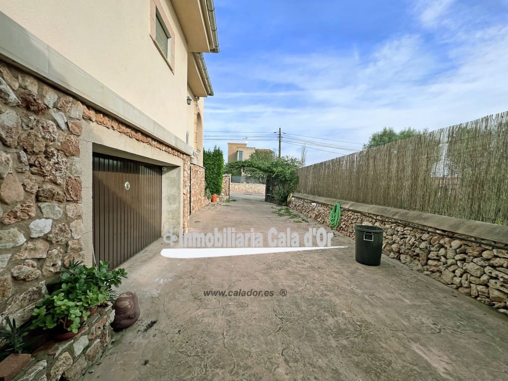 5 soveværelse Villa til salg i Portocolom med swimmingpool garage - € 1.300.000 (Ref: 7323549)