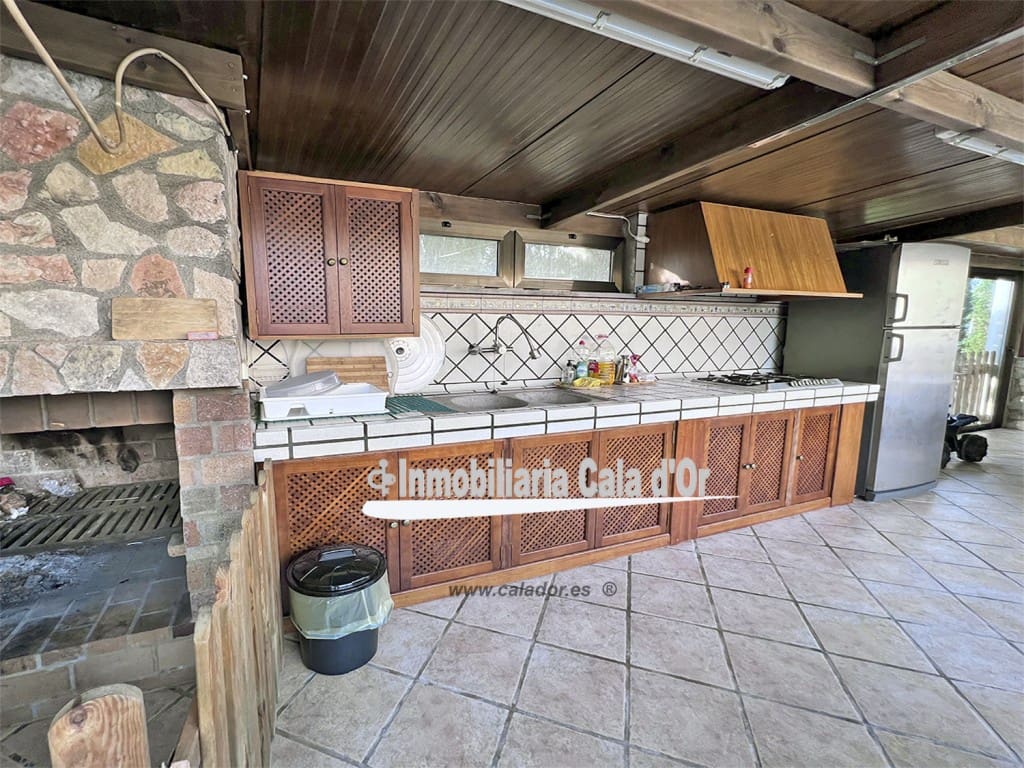 5 soveværelse Villa til salg i Portocolom med swimmingpool garage - € 1.300.000 (Ref: 7323549)