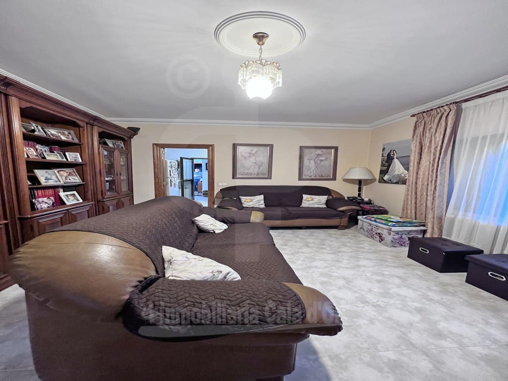 5 soveværelse Villa til salg i Portocolom med swimmingpool garage - € 1.300.000 (Ref: 7323549)