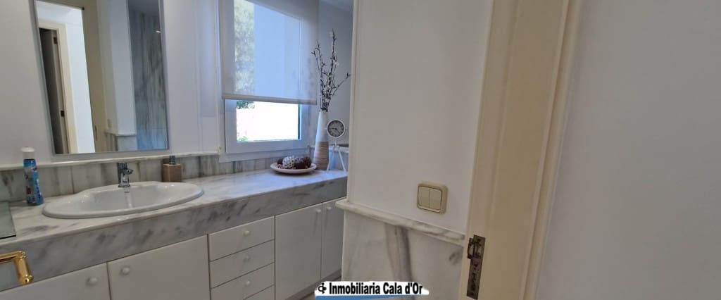 4 soveværelse Villa til salg i Cala d'Or med swimmingpool garage - € 2.500.000 (Ref: 7774378)