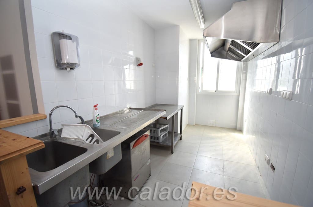 Erhverv til salg i Cala d'Or - € 900.000 (Ref: 8047594)