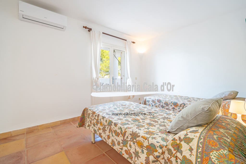 6 soveværelse Villa til salg i Cala d'Or med swimmingpool - € 2.700.000 (Ref: 8096865)