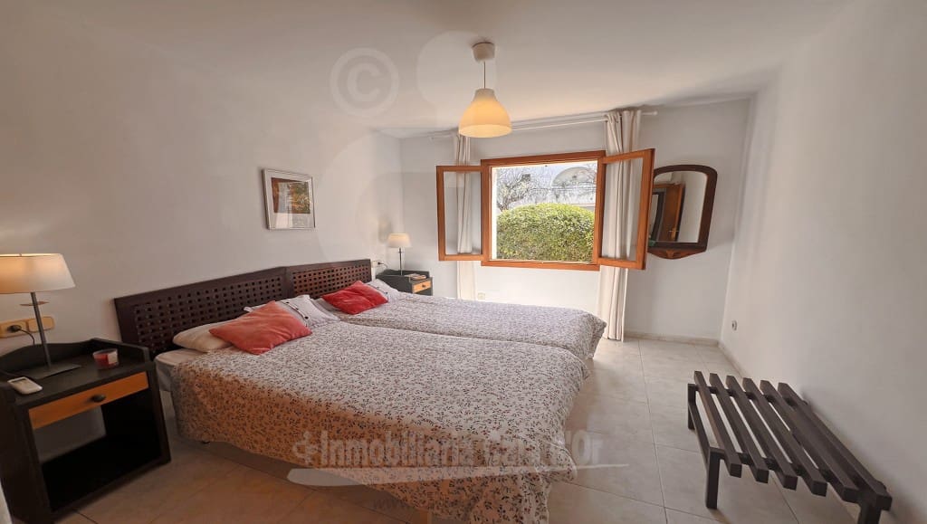 3 soveværelse Villa til salg i Cala d'Or med swimmingpool garage - € 1.590.000 (Ref: 8244956)