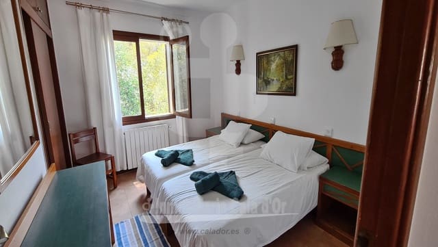 17 bedroom Hotel for sale in Cala d'Or, Santanyí with pool - € 3,600,000 (Ref: 8339646)