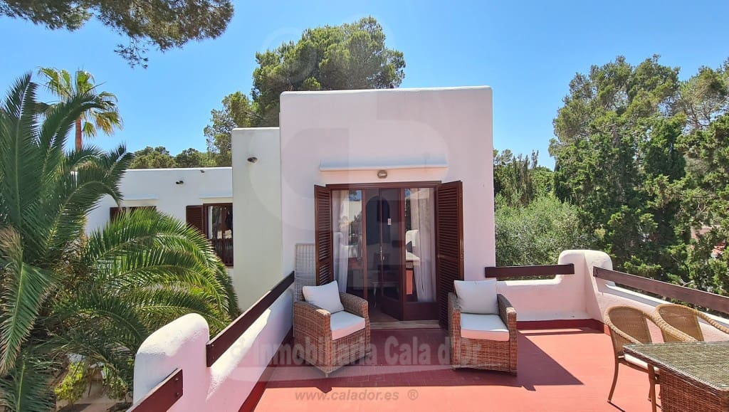 17 bedroom Hotel for sale in Cala d'Or with pool - € 3,600,000 (Ref: 8339646)