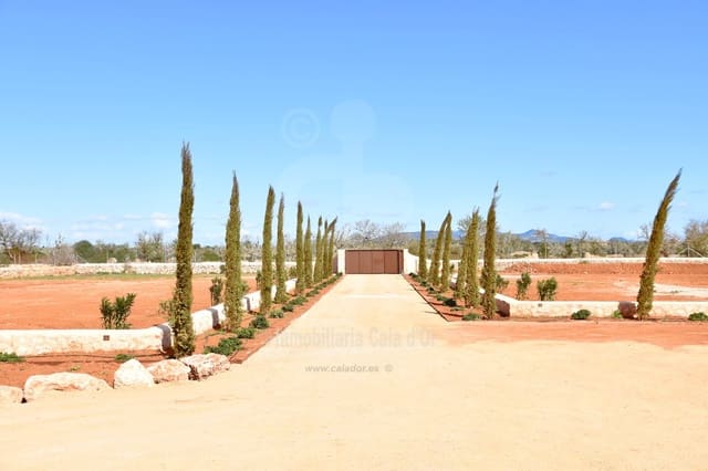 5 bedroom Finca/Country House for sale in Cala Llombards, Santanyí with pool - € 2,980,000 (Ref: 8339647)