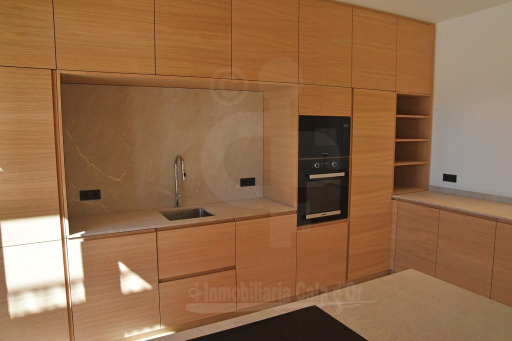 5 soveværelse Finca/Landehus til salg i Cala Llombards med swimmingpool - € 2.980.000 (Ref: 8339647)