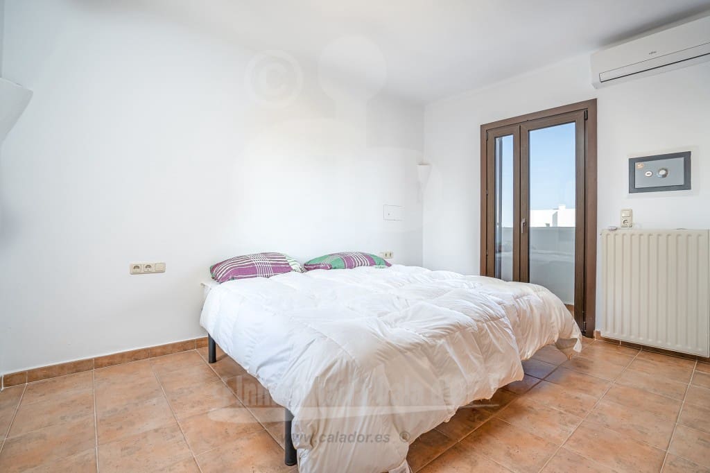 4 soveværelse Villa til salg i Cala d'Or med swimmingpool - € 750.000 (Ref: 8365645)