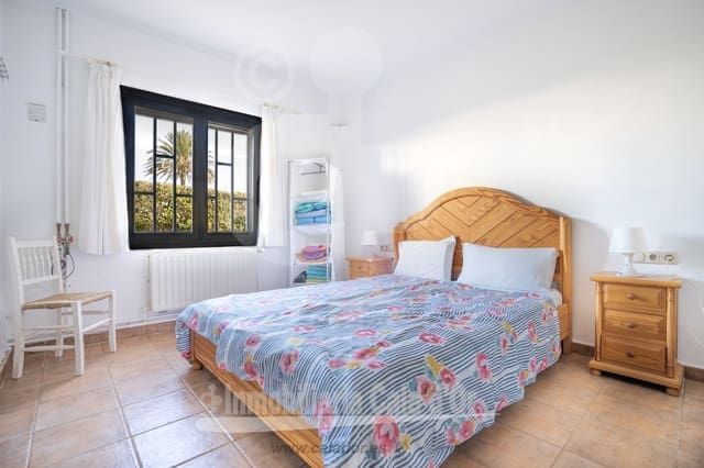 4 soveværelse Villa til salg i Cala d'Or, Santanyí med swimmingpool - € 750.000 (Ref: 8365645)