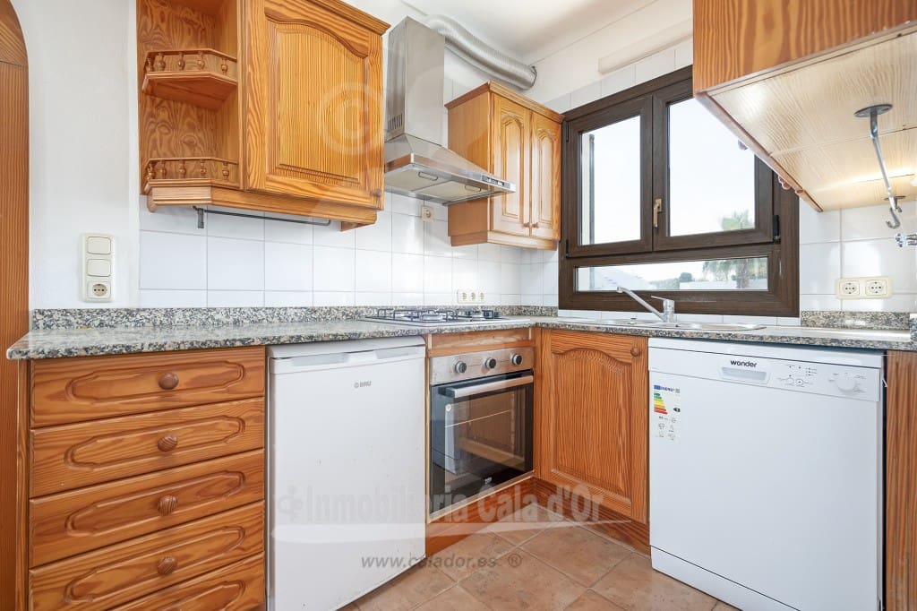 4 soveværelse Villa til salg i Cala d'Or med swimmingpool - € 750.000 (Ref: 8365645)