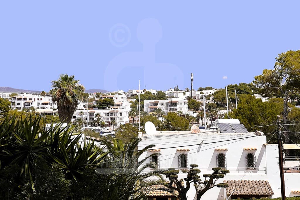 3 soveværelse Villa til salg i Cala d'Or med swimmingpool - € 1.200.000 (Ref: 8428664)