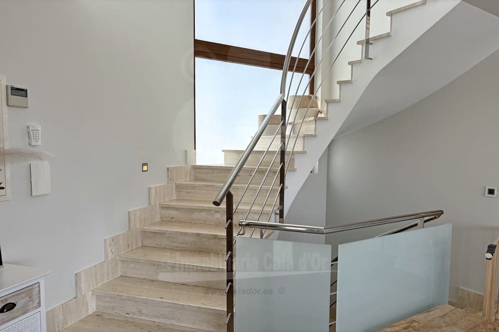 3 soverom Villa til salgs i Cala d'Or med svømmebasseng garasje - € 1 500 000 (Ref: 8475833)