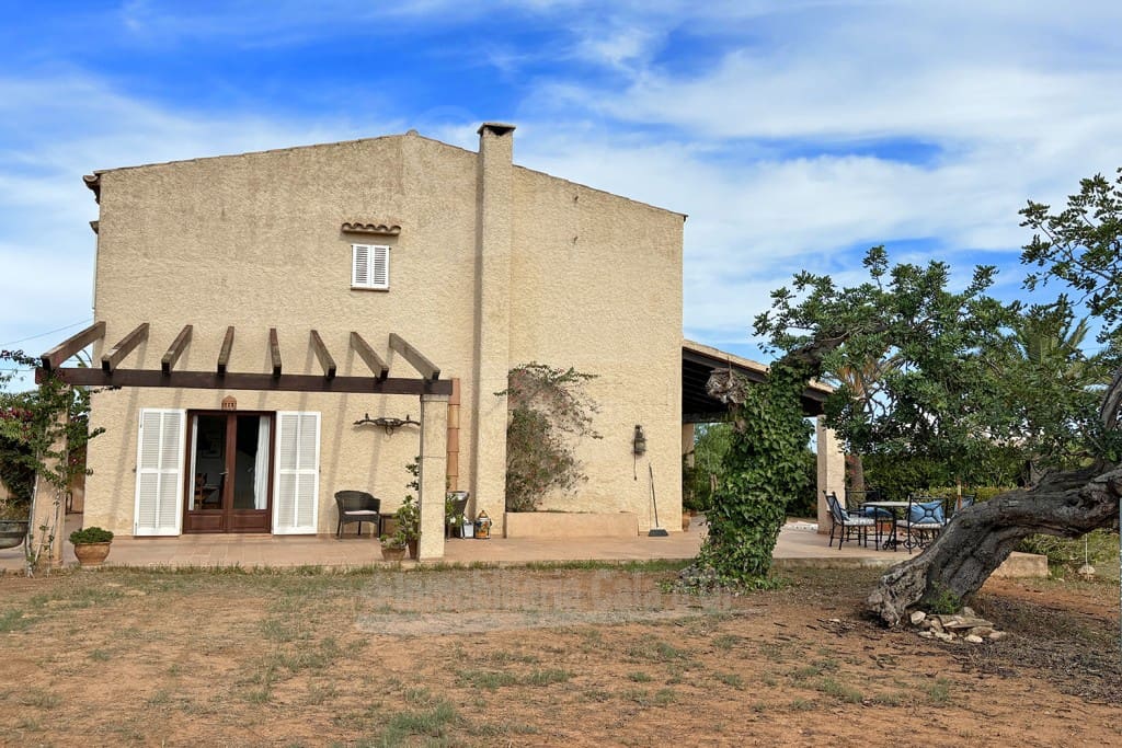 4 bedroom Finca/Country House for sale in Calonge - € 590,000 (Ref: 8526614)