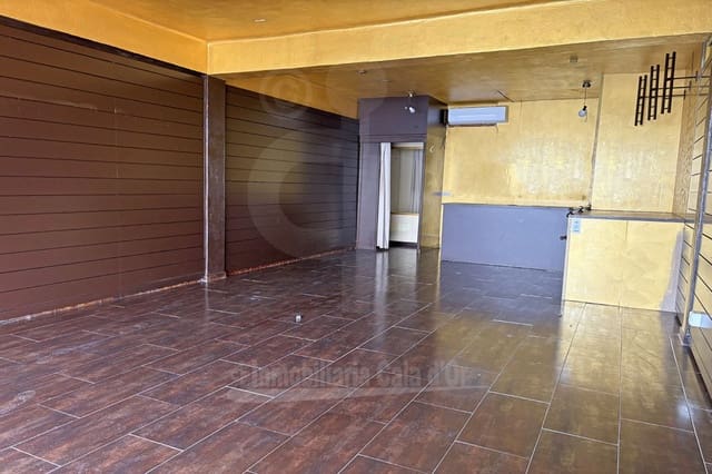 Erhverv til salg i Cala d'Or, Santanyí - € 490.000 (Ref: 8582047)