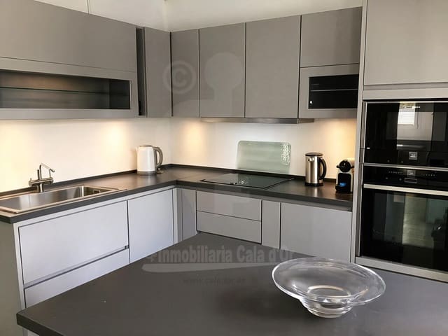 3 Zimmer Villa zu verkaufen in Cala d'Or, Santanyí mit Garage - 1.250.000 € (Ref: 8654580)