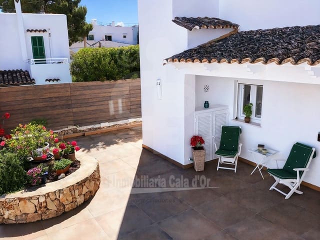 3 Zimmer Villa zu verkaufen in Cala d'Or, Santanyí mit Garage - 1.250.000 € (Ref: 8654580)