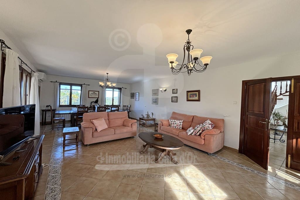 4 soveværelse Finca/Landehus til salg i Felanitx med swimmingpool garage - € 1.350.000 (Ref: 8734167)