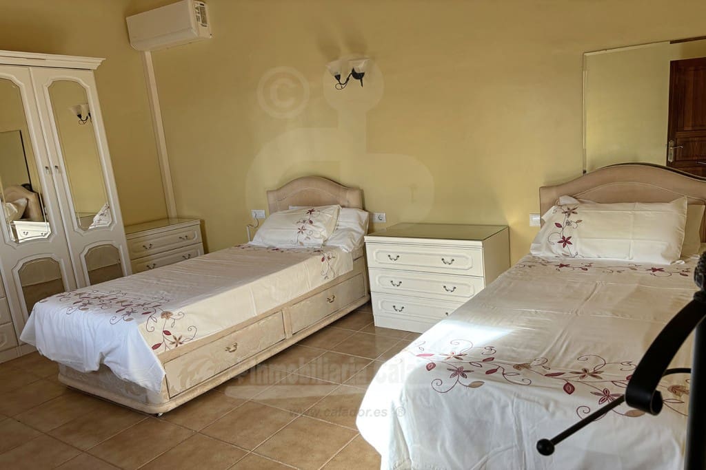 4 soveværelse Finca/Landehus til salg i Felanitx med swimmingpool garage - € 1.350.000 (Ref: 8734167)