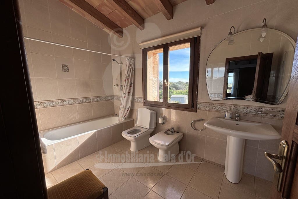 4 soveværelse Finca/Landehus til salg i Felanitx med swimmingpool garage - € 1.350.000 (Ref: 8734167)