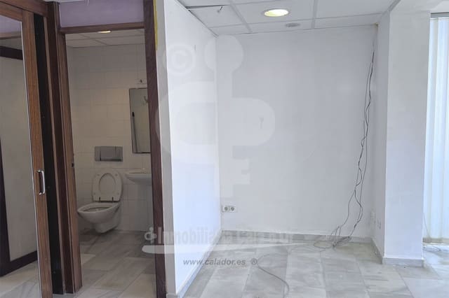 Local Commercial à vendre à Cala d'Or, Santanyí - 245 000 € (Ref: 8885836)
