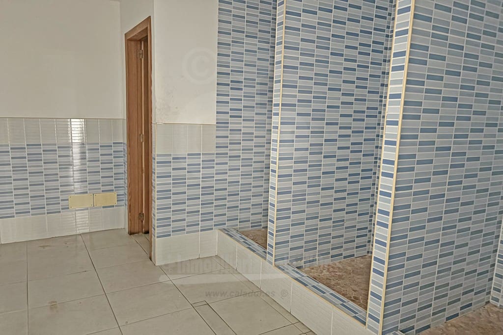 Erhverv til leje i Cala d'Or med garage - € 2.200 (Ref: 8901708)