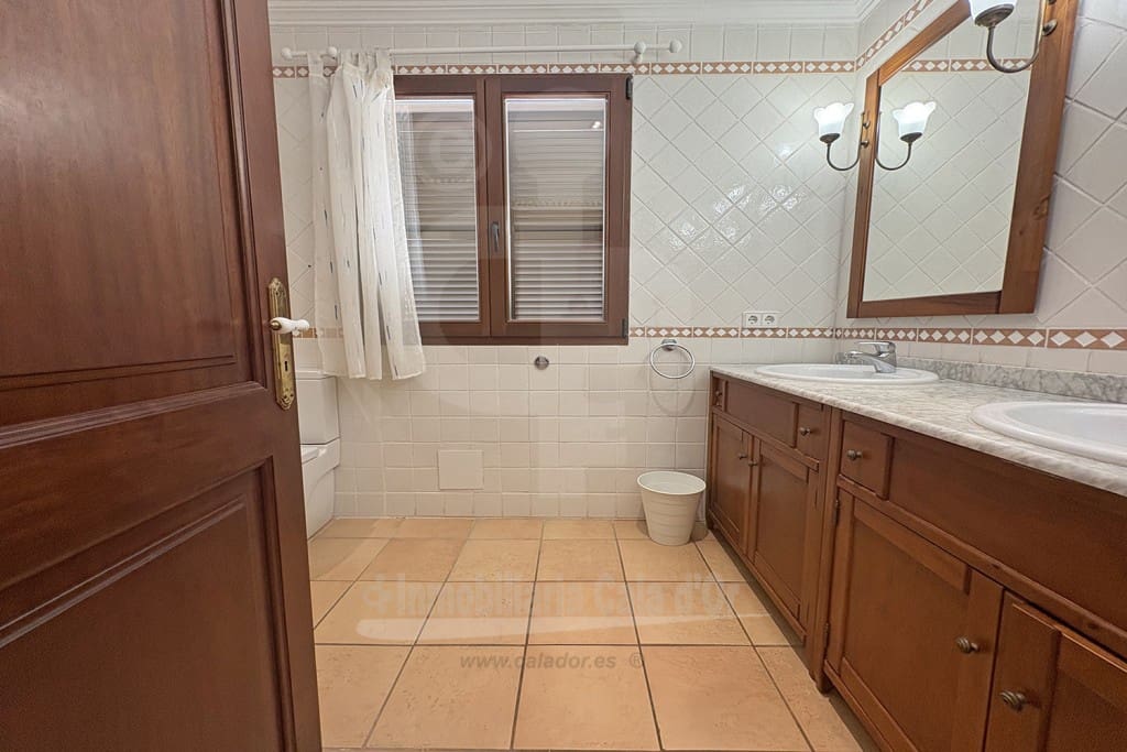 3 soveværelse Finca/Landehus til salg i Calonge med swimmingpool garage - € 3.000.000 (Ref: 8942734)