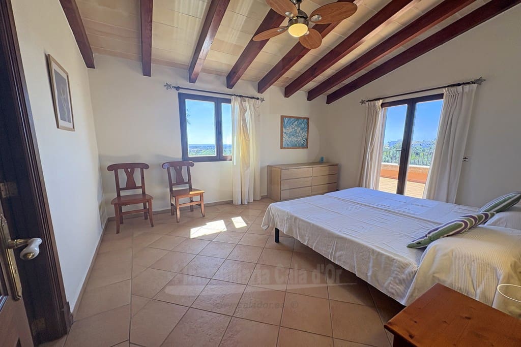 3 soveværelse Finca/Landehus til salg i Calonge med swimmingpool garage - € 3.000.000 (Ref: 8942734)