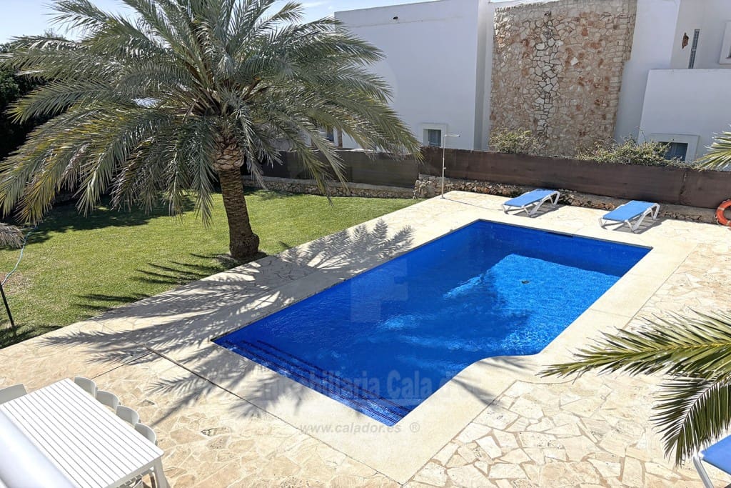 5 soveværelse Villa til salg i Porto Petro med swimmingpool garage - € 1.600.000 (Ref: 8948648)