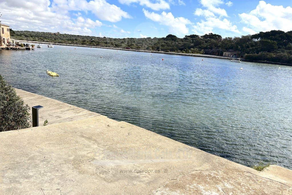 4 soveværelse Villa til salg i Porto Petro med garage - € 1.900.000 (Ref: 8988002)