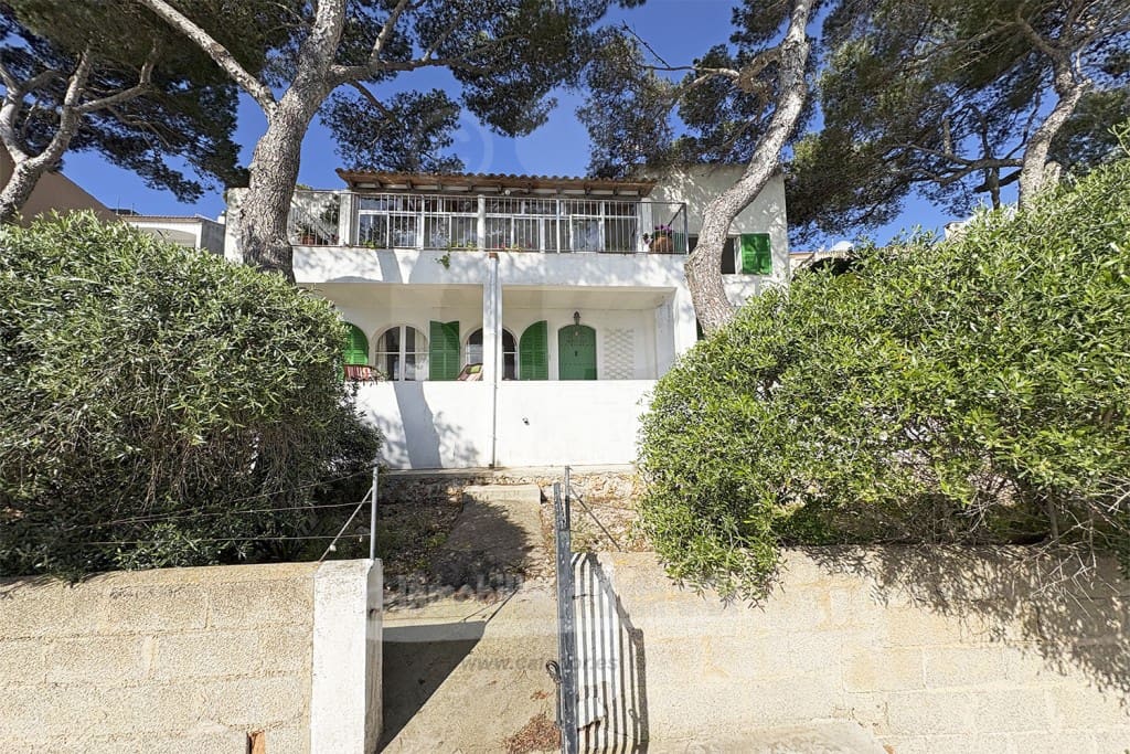 4 soveværelse Villa til salg i Porto Petro med garage - € 1.900.000 (Ref: 8988002)