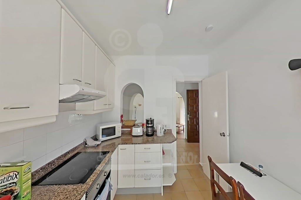 4 soveværelse Villa til salg i Cala d'Or med swimmingpool garage - € 1.225.000 (Ref: 9000989)