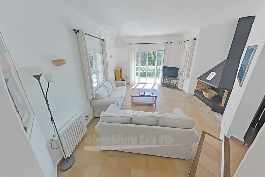 4 soveværelse Villa til salg i Cala d'Or med swimmingpool garage - € 1.225.000 (Ref: 9000989)