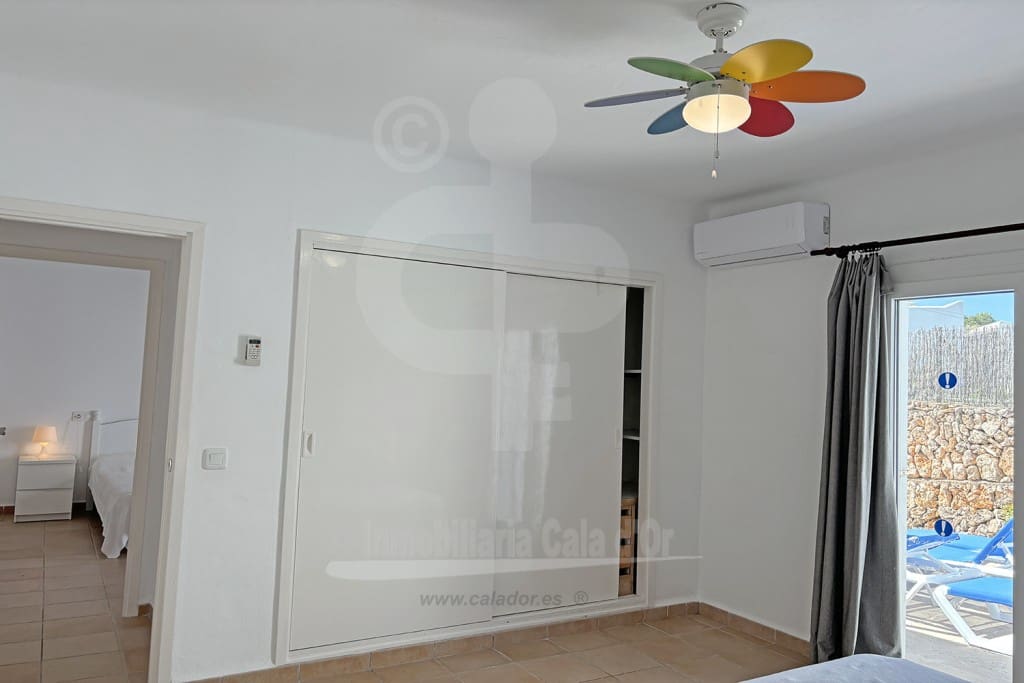 4 soveværelse Villa til salg i Cala d'Or med swimmingpool garage - € 1.225.000 (Ref: 9000989)