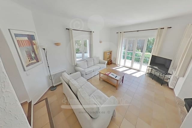 4 slaapkamer Villa te koop in Cala d'Or, Santanyí met zwembad garage - € 1.225.000 (Ref: 9000989)