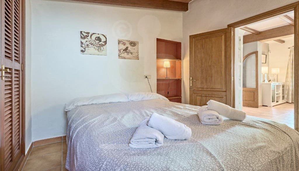 3 slaapkamer Villa te koop in Cala d'Or met zwembad - € 990.000 (Ref: 9183333)