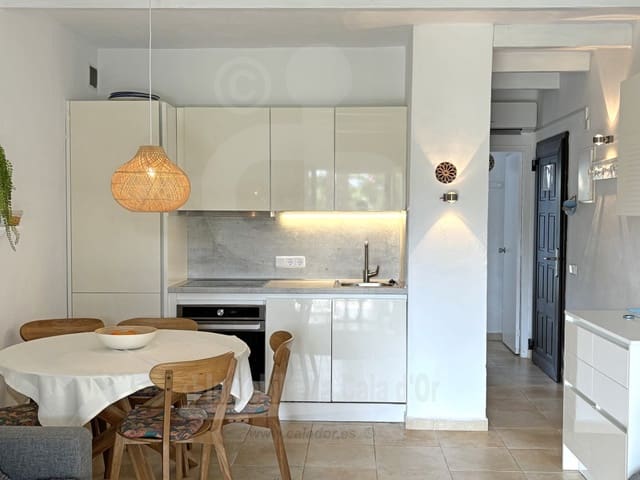 1 bedroom Apartment for sale in Cala d'Or, Santanyí with pool - € 250,000 (Ref: 9197549)